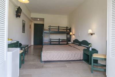 Imagine Hotel Messonghi Beach