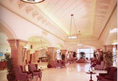 Imagine Hotel Continental Plaza Beach