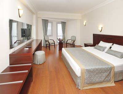 Imagine Hotel Golden Age