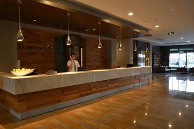 Imagine Hotel Port Side Resort