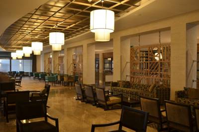 Imagine Hotel Port Side Resort