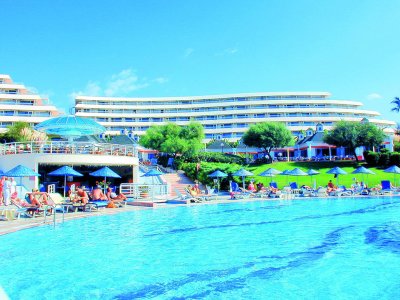 Imagine Hotel The Grand Blue Sky