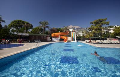 Imagine Hotel Asdem Beach Labada