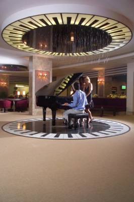 Imagine Hotel Asdem Beach Labada