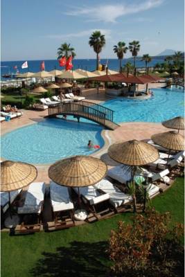 Imagine Hotel Asdem Beach Labada