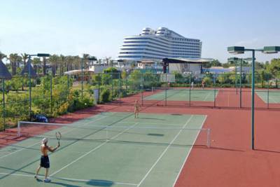 Imagine Hotel Titanic Beach & Resort