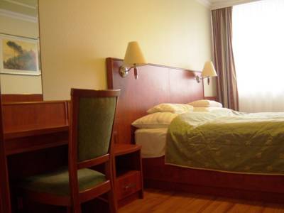 Imagine Hotel Silver