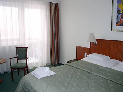 Imagine Hotel Silver