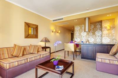 Imagine Hotel Barcelo Royal Beach