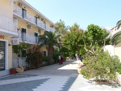Imagine Hotel Danny