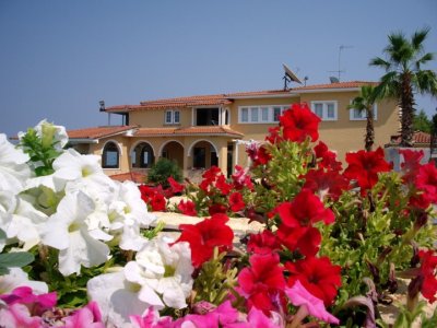 Imagine Hotel Aristotelis Beach