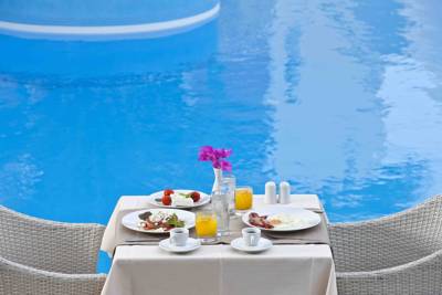 Imagine Hotel Aegean Plaza