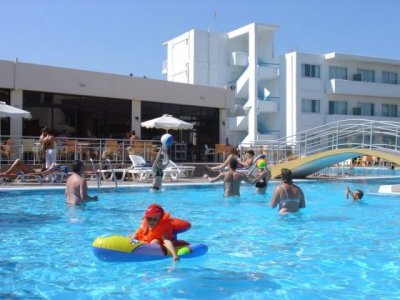 Imagine Hotel Evi