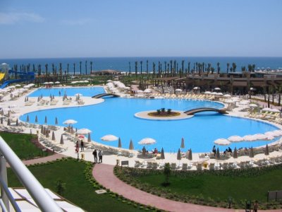 Imagine Hotel Miracle Deluxe Resort