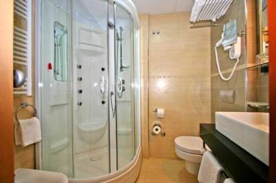 Imagine Hotel Grand  Park