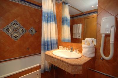 Imagine Hotel Atrium & Andalusia