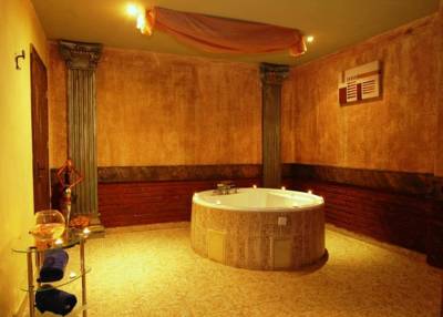 Imagine Hotel Atrium & Andalusia