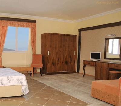 Imagine Hotel Palm Garden