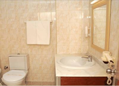 Imagine Hotel Palm Garden