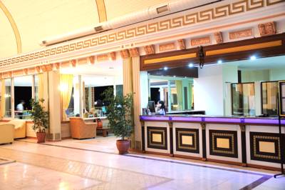 Imagine Hotel Palm Garden