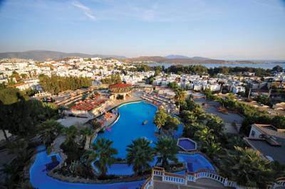 Imagine Hotel Palm Garden