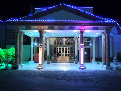 Imagine Hotel Palm Garden