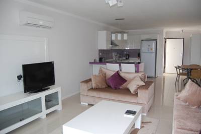 Imagine Hotel Royal Palm