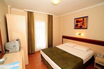 Imagine Hotel Bitez Garden Life