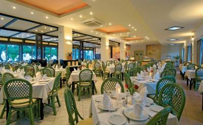 Imagine Hotel Santa Marina Beach