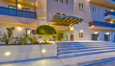 Imagine Hotel Santa Marina Beach