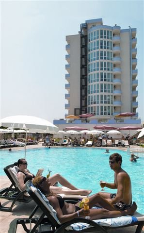 Imagine Hotel Merlin Beach