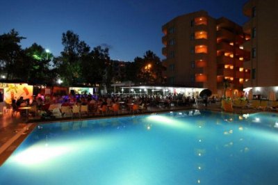 Imagine Hotel Merlin Beach Park