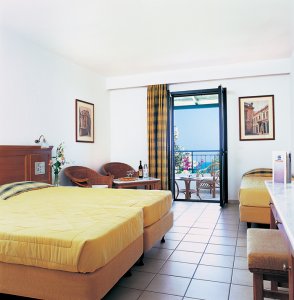 Imagine Hotel Chrissi Amoudia