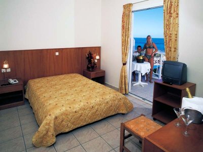 Imagine Hotel Eri Beach & Village