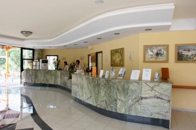 Imagine Hotel Eri Beach & Village