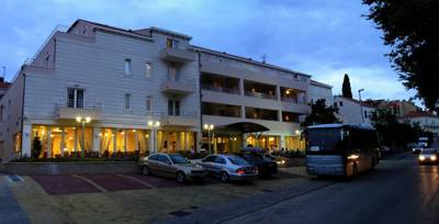 Imagine Hotel Ivka
