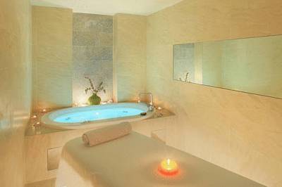 Imagine Hotel Adriana
