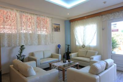 Imagine Hotel Anthoula Village