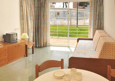 Imagine Hotel Oasis Park & Spa