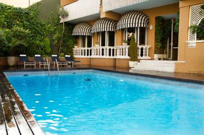 Imagine Hotel Mundial Club