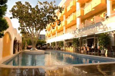 Imagine Hotel Augusta Club
