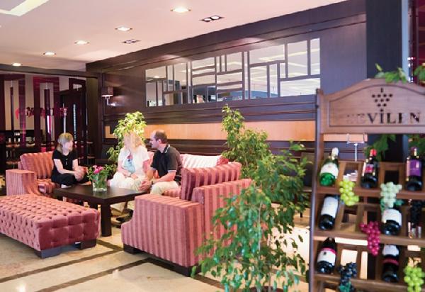Imagine Hotel Tth Hydros Club