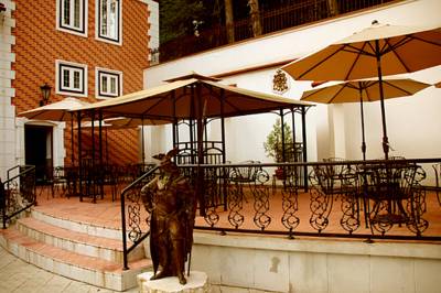 Imagine Hotel Bastion