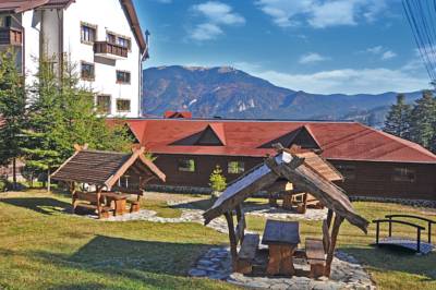 Imagine Cabana Vanatorilor