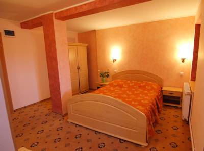 Imagine Cabana Vanatorilor