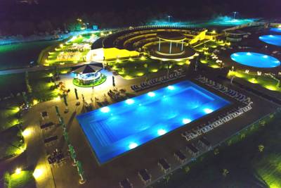 Imagine Blaxy Premium Resort