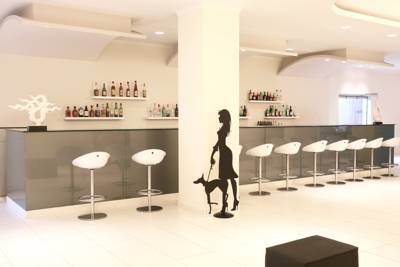 Imagine Hotel Golden Beach