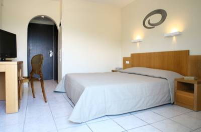 Imagine Hotel Golden Beach