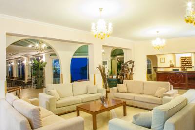 Imagine Hotel Paleo Art Nouveau