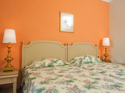 Imagine Hotel Paleo Art Nouveau